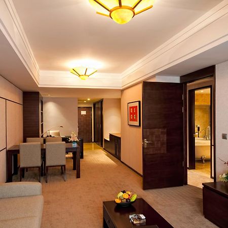 Millennium Hotel Wuxi Уси Екстериор снимка
