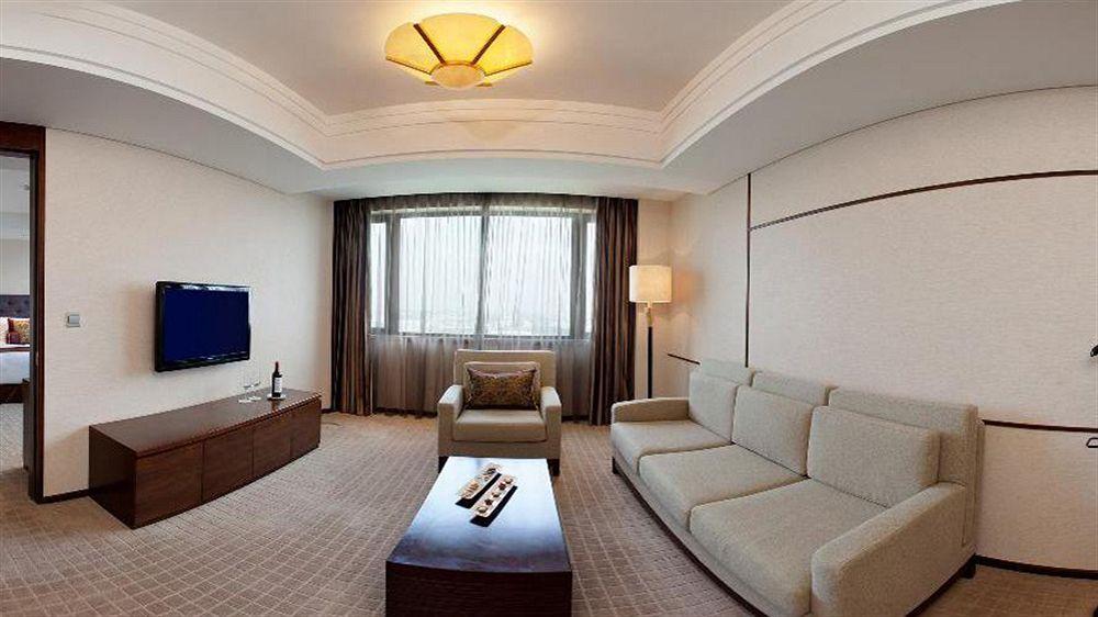 Millennium Hotel Wuxi Уси Екстериор снимка