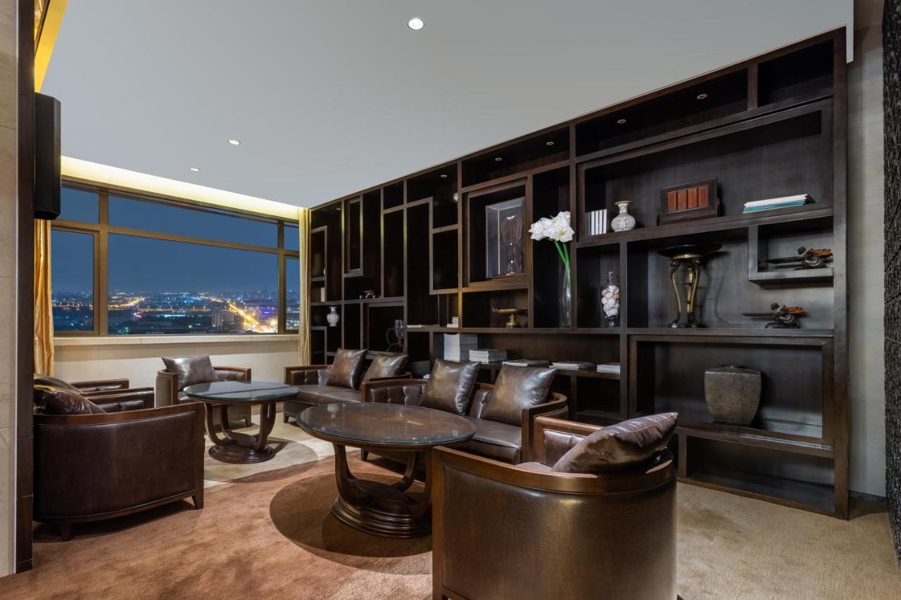 Millennium Hotel Wuxi Уси Екстериор снимка
