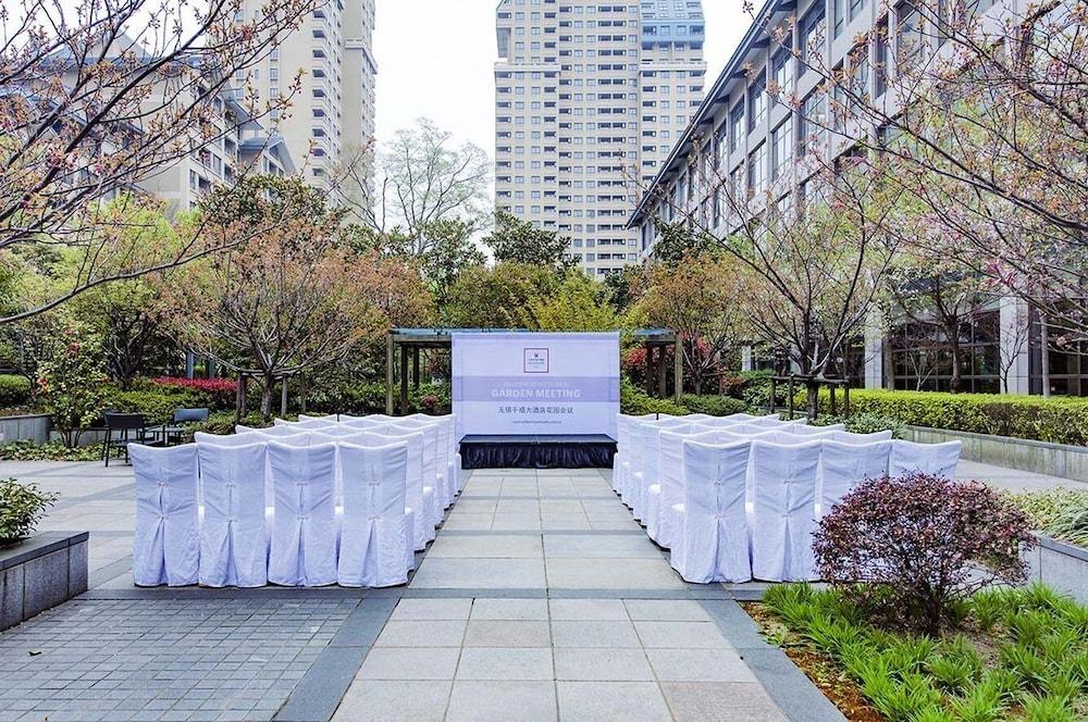 Millennium Hotel Wuxi Уси Екстериор снимка