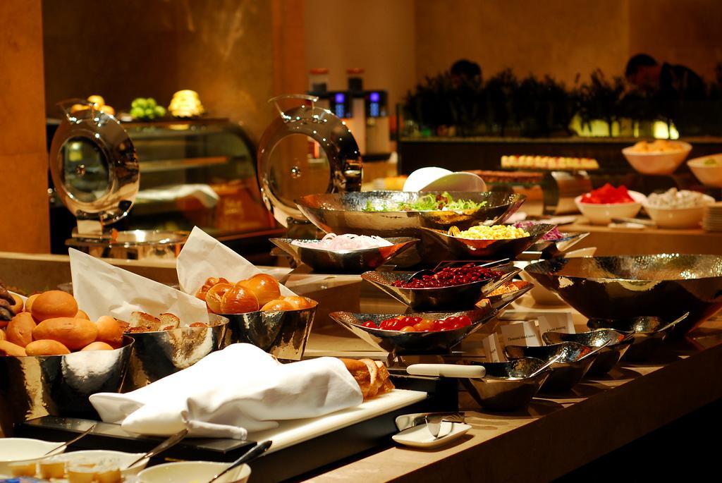 Millennium Hotel Wuxi Уси Екстериор снимка